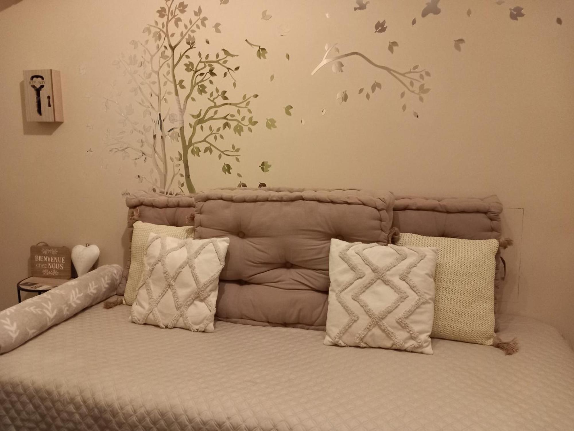 쉬메 Au Petit Nid Froissart B&B 외부 사진